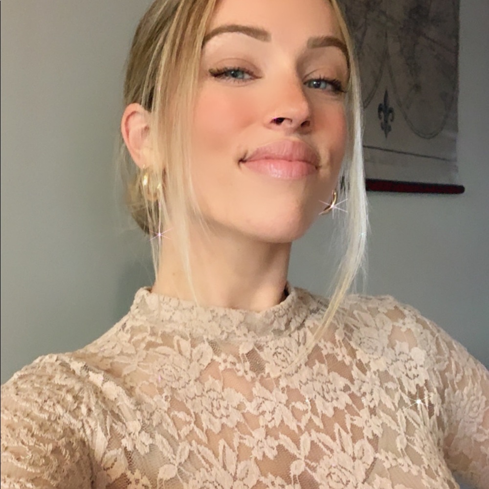 Meet your Posher, Alyssa